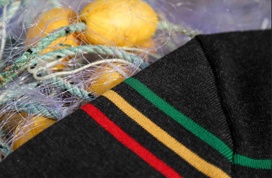 Shooting Photo Pulls Marins